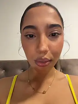 Snapshot of miaceleste chatting on 04-03-26, 08:59 miaceleste online show from 04-03-26, 08:59