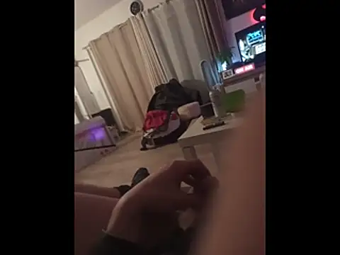 Snapshot of Hessebub chatting on 02-06-26, 06:48 Hessebub online show from 02-06-26, 06:48