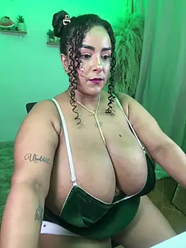 Snapshot of ariadna_cooper chatting on 05-07-26, 04:28 ariadna cooper online show from 05-07-26, 04:28