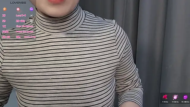 Lucky-xiuxiu online show from 11-30-25, 01:12