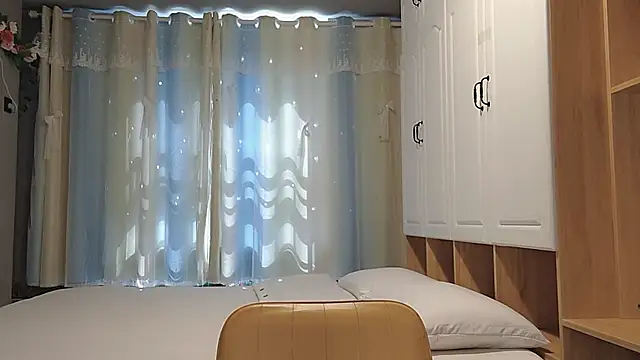 Snapshot of Lucky-xiuxiu chatting on 03-20-25, 03:13 Lucky-xiuxiu online show from 03-20-25, 03:13
