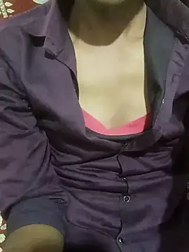 Snapshot of Abony_femboy chatting on 11-29-25, 12:38 Abony femboy online show from 11-29-25, 12:38