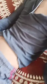 Snapshot of Abony_femboy chatting on 09-23-25, 04:30 Abony femboy online show from 09-23-25, 04:30