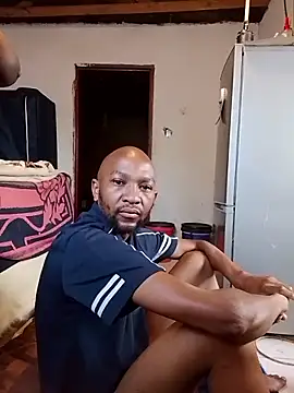 KMbesxxx online show from 12-20-25, 04:15