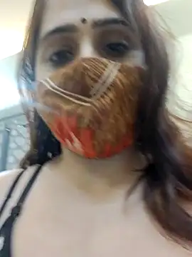 shreya1765 online show from 12-16-25, 03:44