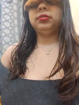 shreya1765 online show from 02-10-26, 03:27