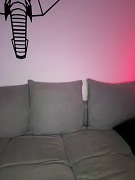 Mia-Fuchs online show from 02-27-25, 01:41