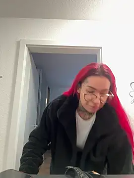 Mia-Fuchs online show from 01-16-26, 02:43