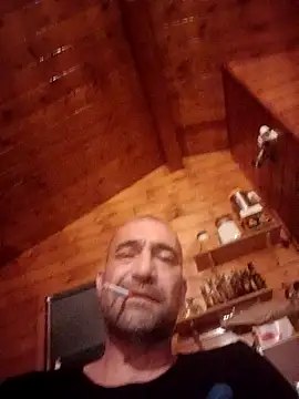 Snapshot of javierpasteur69 chatting on 10-29-25, 05:23 javierpasteur69 online show from 10-29-25, 05:23