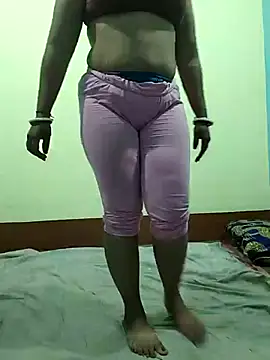  MilkyBar online show from 11-29-25, 04:40