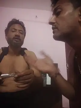 Snapshot of MAGNETICDADDY8 chatting on 10-07-25, 06:53 MAGNETICDADDY8 online show from 10-07-25, 06:53