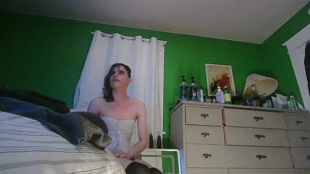 Snapshot of SadCatDaddy chatting on 05-13-26, 08:10 SadCatDaddy online show from 05-13-26, 08:10