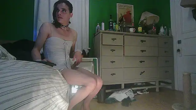 Snapshot of SadCatDaddy chatting on 05-22-26, 10:02 SadCatDaddy online show from 05-22-26, 10:02