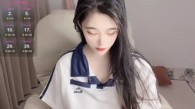 Snapshot of YUAN-- chatting on 02-13-25, 09:06 YUAN-- online show from 02-13-25, 09:06