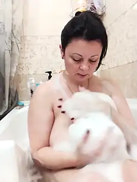 natnett online show from 10-21-25, 04:06