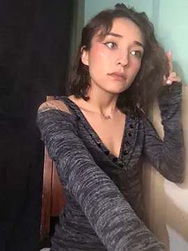 NickiYoung online show from 01-19-25, 09:55