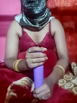 Snapshot of YourHotRandi chatting on 10-09-25, 06:41 YourHotRandi online show from 10-09-25, 06:41