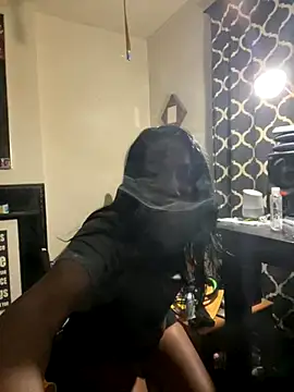 Yoshibaby2670 online show from 11-04-25, 07:12