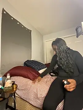 Yoshibaby2670 online show from 03-10-25, 12:28