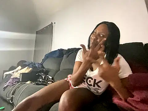 Yoshibaby2670 online show from 12-01-25, 09:10