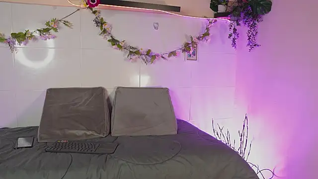 bri cullen online show from 10-01-25, 01:15