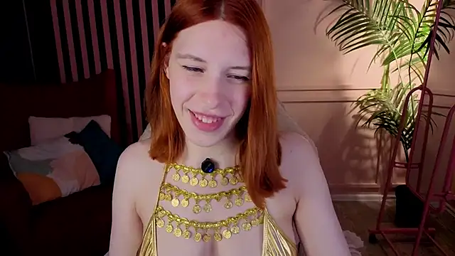 Snapshot of Mikka_Blush chatting on 10-09-25, 09:26 Mikka Blush online show from 10-09-25, 09:26