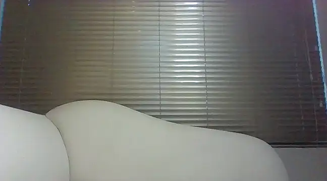 Snapshot of tantragoddess chatting on 03-07-25, 04:33 tantragoddess online show from 03-07-25, 04:33