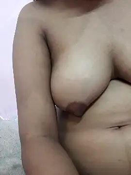 Snapshot of KIRAANVV chatting on 01-02-25, 11:27 KIRAANVV online show from 01-02-25, 11:27