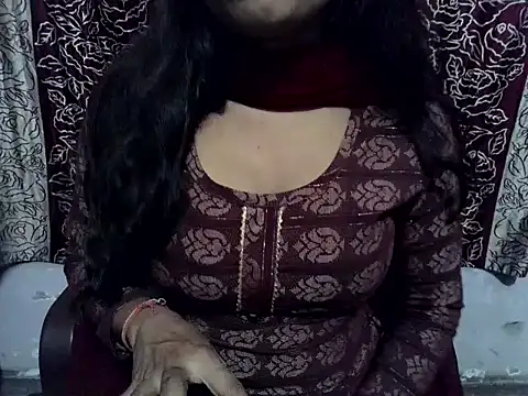 Snapshot of SIYA_MAVI chatting on 10-01-25, 01:48 SIYA MAVI online show from 10-01-25, 01:48