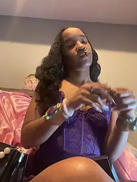 Snapshot of lunalustycumslut chatting on 01-11-26, 11:11 lunalustycumslut online show from 01-11-26, 11:11