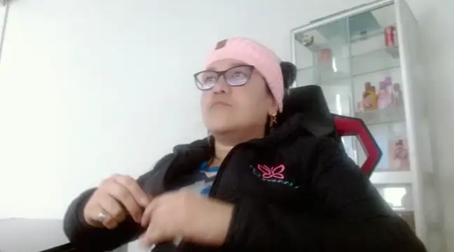 Snapshot of Astrid_Rx chatting on 01-13-25, 06:49 Astrid Rx online show from 01-13-25, 06:49