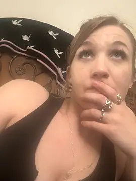 Snapshot of Kitty_DaCocks chatting on 11-01-25, 11:31 Kitty DaCocks online show from 11-01-25, 11:31