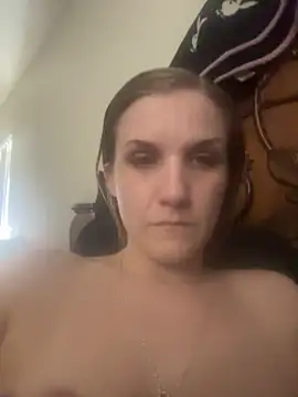 Snapshot of Kitty_DaCocks chatting on 10-27-25, 08:21 Kitty DaCocks online show from 10-27-25, 08:21