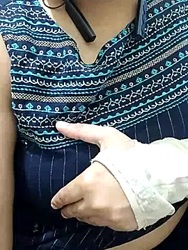 mallupriyapriya online show from 02-12-26, 09:53