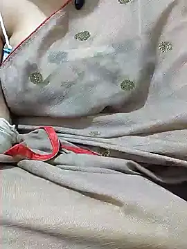 mallupriyapriya online show from 02-10-26, 04:39