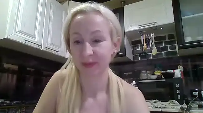 Snapshot of Mariana_har777 chatting on 03-09-25, 10:08 Mariana har777 online show from 03-09-25, 10:08
