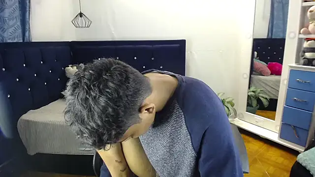 twinkmilk  online show from 03-19-25, 01:21