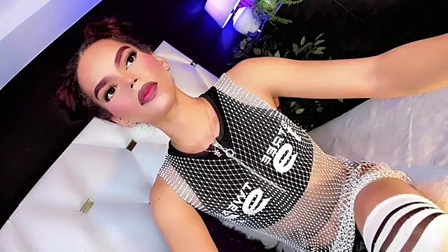 Diva Smith02 online show from 04-12-26, 10:40