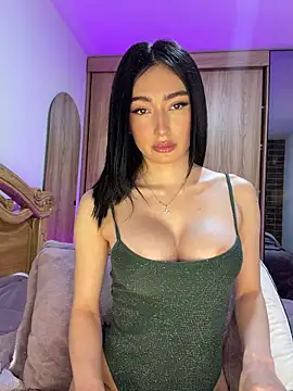 Maddy Jones online show from 04-07-26, 12:23