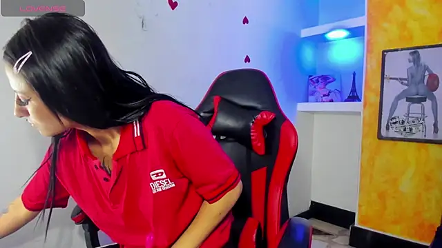 Anniee x online show from 06-20-26, 06:35