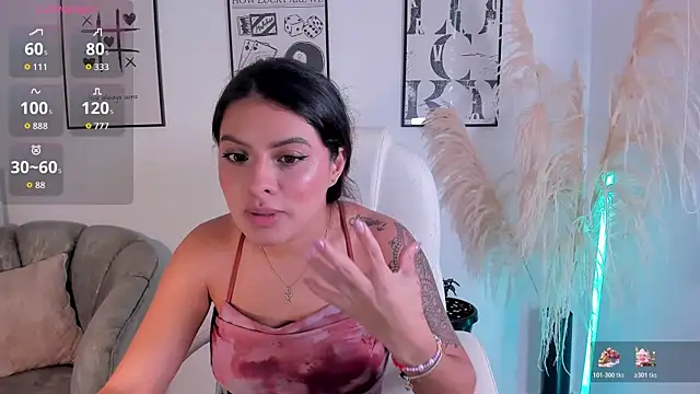 NiiaEvanss online show from 11-21-25, 04:17