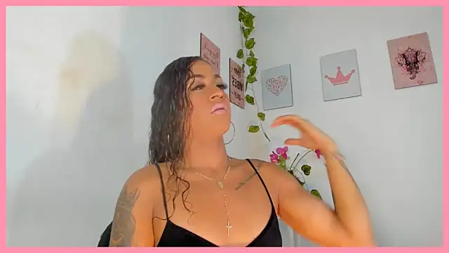 Snapshot of Kenny_Town chatting on 03-04-26, 06:21 Kenny Town online show from 03-04-26, 06:21