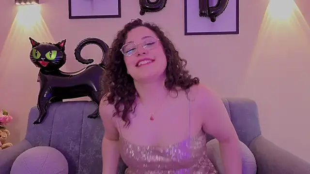 Snapshot of Charlotte__Miller chatting on 05-22-26, 11:41 Charlotte Miller online show from 05-22-26, 11:41