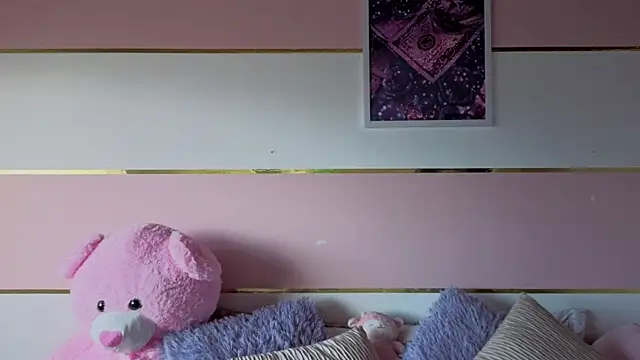 Charlotte  Miller online show from 11-27-25, 11:43