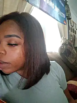 Snapshot of Sade_summer chatting on 01-13-25, 10:03 Sade summer online show from 01-13-25, 10:03
