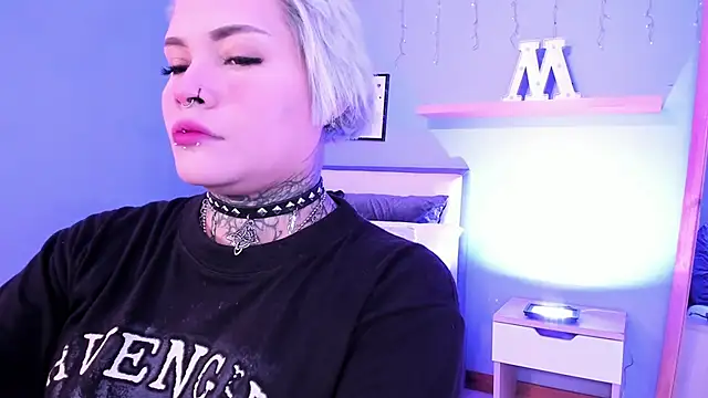 Snapshot of jinxv_nuss chatting on 09-25-25, 11:16 jinxv nuss online show from 09-25-25, 11:16