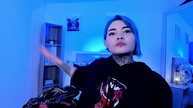 Snapshot of jinxv_nuss chatting on 02-21-25, 10:50 jinxv nuss online show from 02-21-25, 10:50