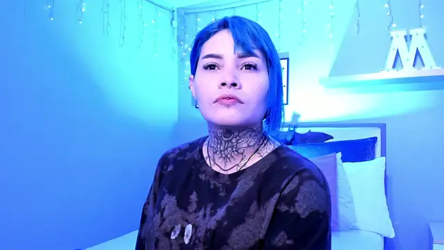 Snapshot of jinxv_nuss chatting on 02-11-25, 11:20 jinxv nuss online show from 02-11-25, 11:20