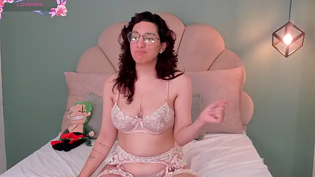 victoria camm online show from 11-29-25, 12:33