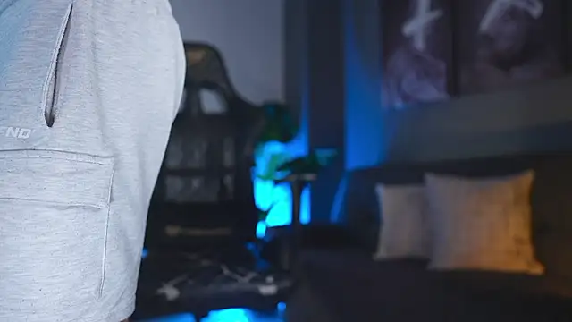 Snapshot of kevin_montoya chatting on 02-03-26, 11:37 kevin montoya online show from 02-03-26, 11:37